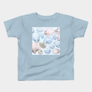 Sandy seashells Kids T-Shirt